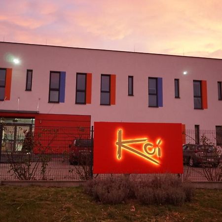 Koi Restaurant And Guest House Żory Exterior foto
